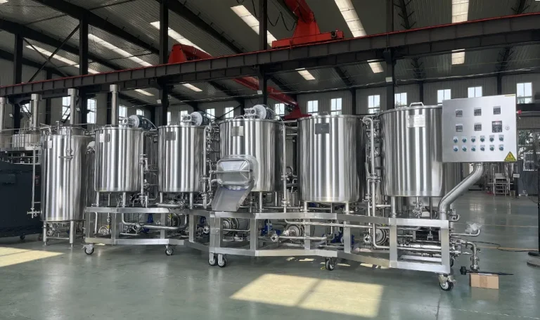 Guía de equipos para cervecerías de pequeña escala: cómo elegir el sistema de elaboración adecuado para tu cervecería