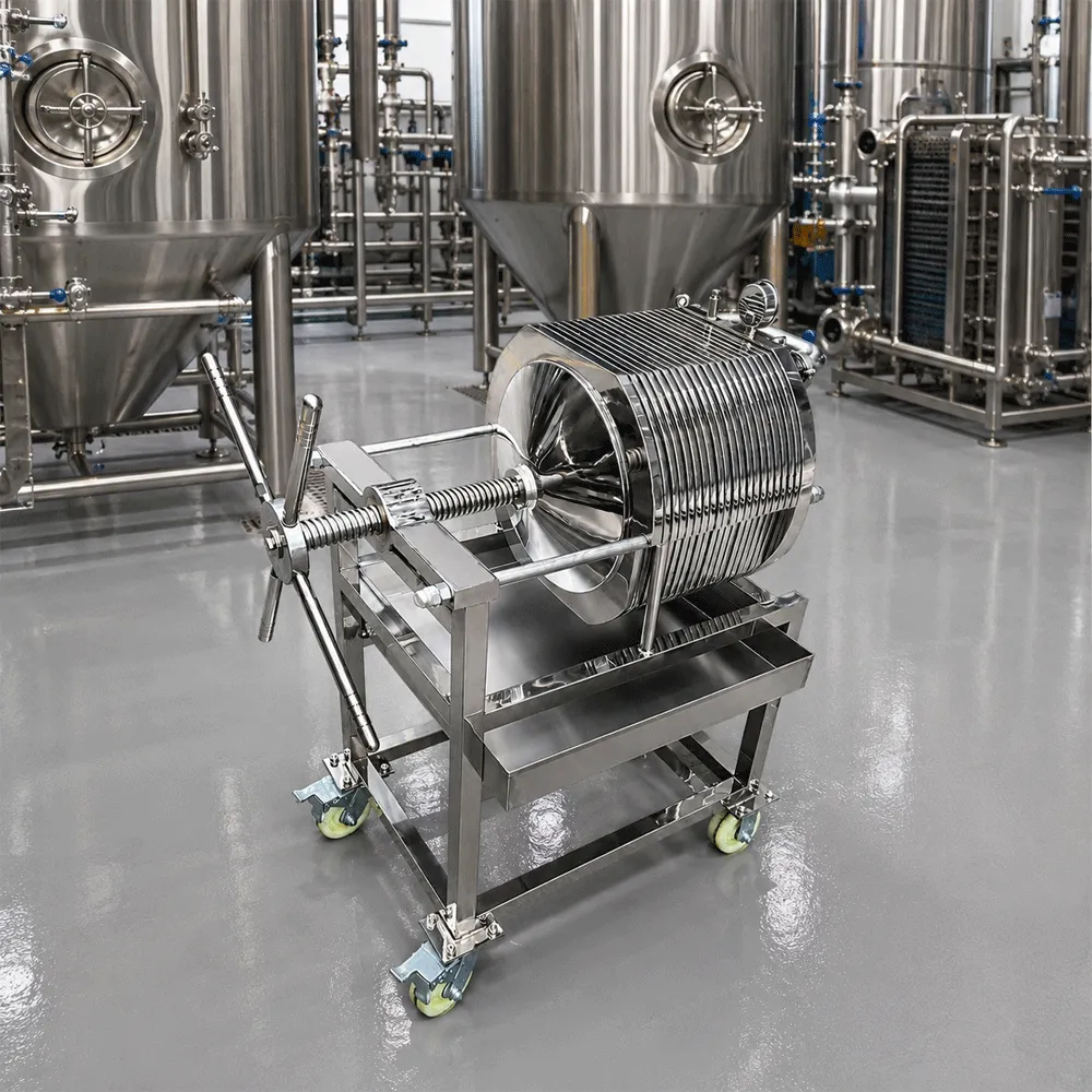 Filtre à plaques circulaires pour la clarification de la bière à haute efficacité