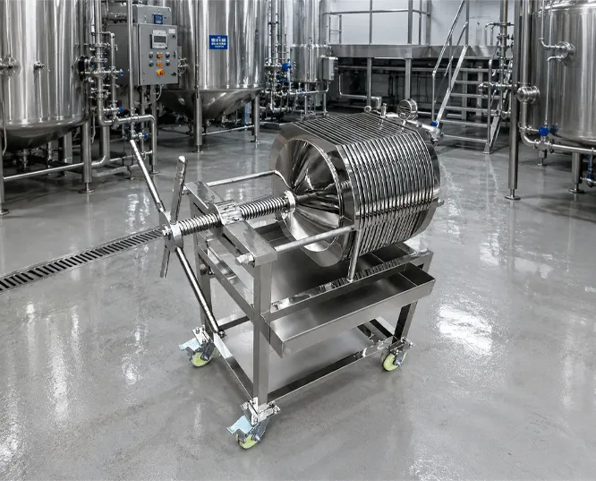 Filtre à plaques circulaires pour la clarification de la bière à haute efficacité