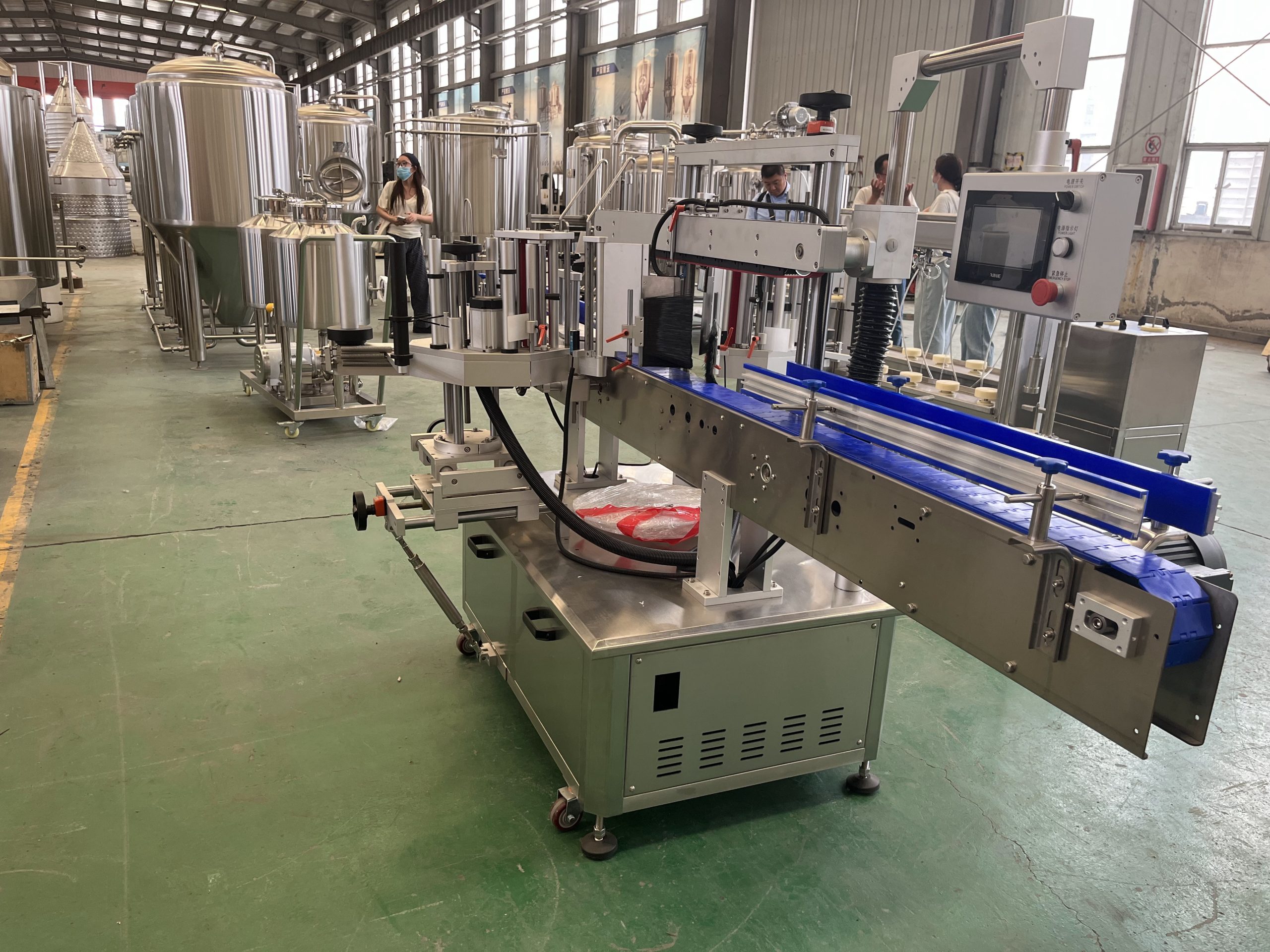 Brewery Equipment Installation: Site Readiness Guide 1 Brewery equipment installation access and vessel positioning at a Swedish craft brewery project
