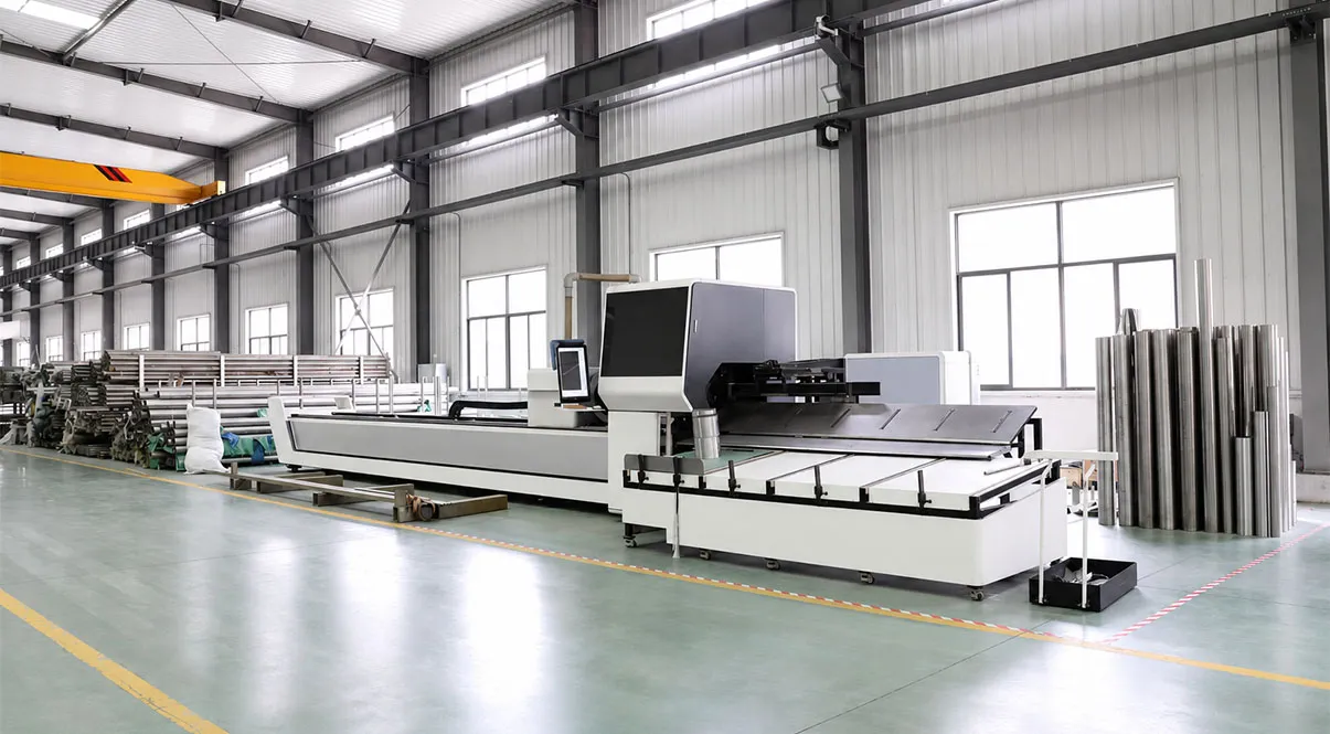Laser Tube cutting machine