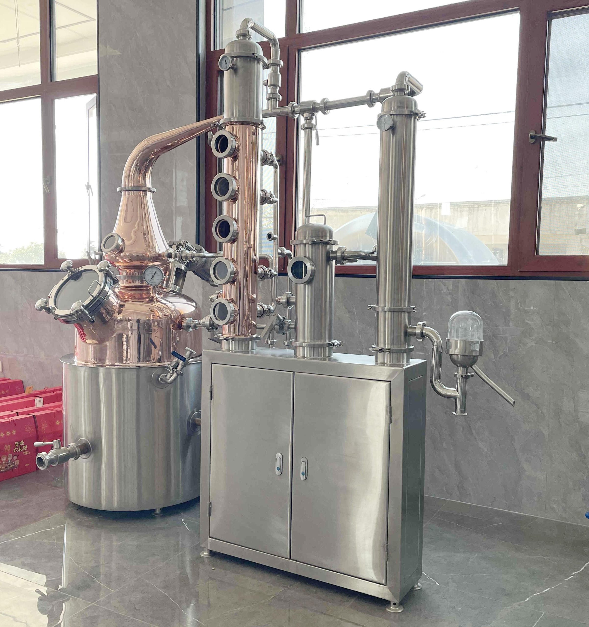 00L Multifunctional Copper Distillation Machine